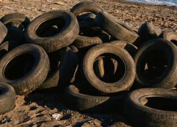 На Камчатке с 11 мая стартует сезонная акция по приему использованных автопокрышек