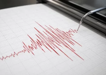 Два подземных толчка ощутили жители Петропавловска рано утром 3 октября