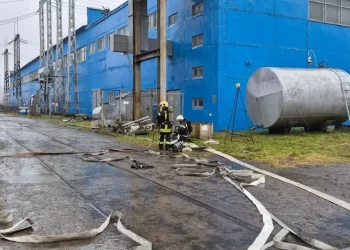 Камчатские пожарные тренировались тушить трансформатор на ТЭЦ-2